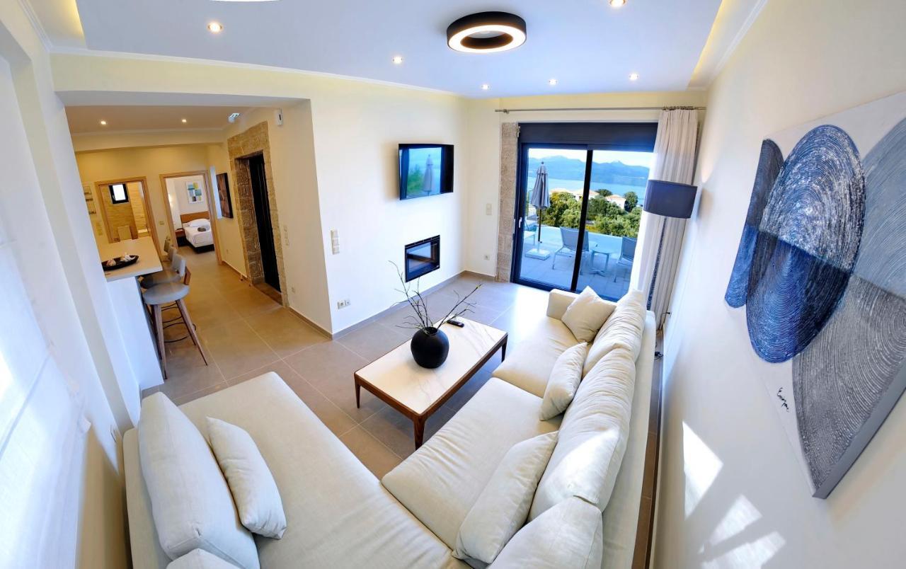 Ionian Stone Luxury Villa ニキアナ エクステリア 写真