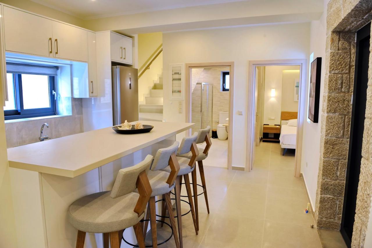 Ionian Stone Luxury Villa ニキアナ エクステリア 写真