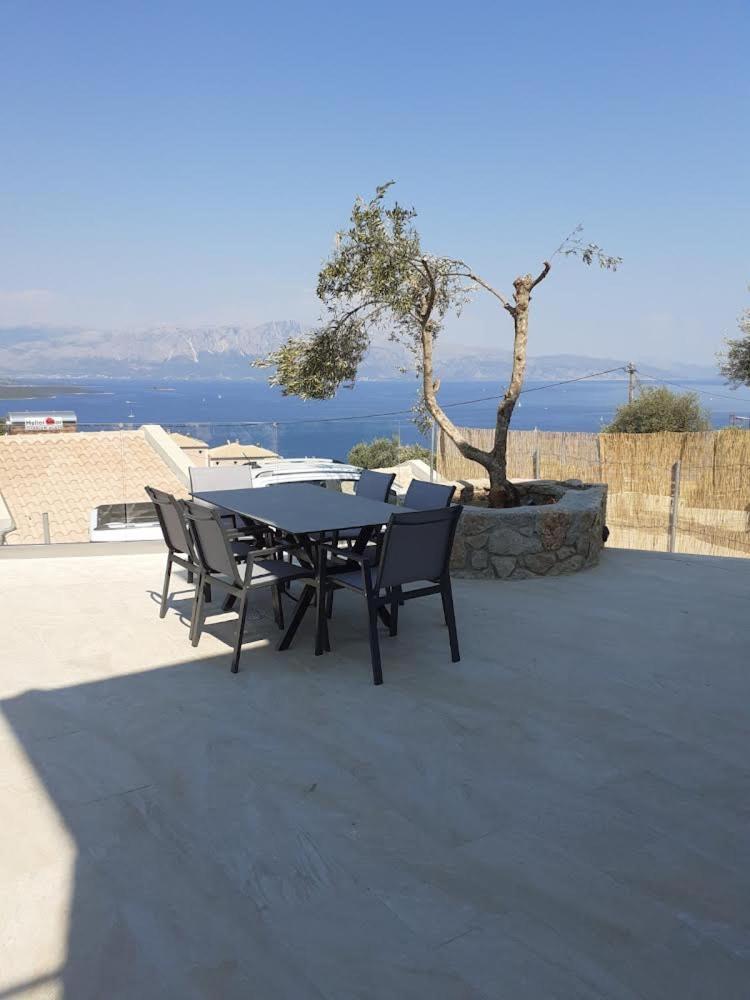 Ionian Stone Luxury Villa ニキアナ エクステリア 写真
