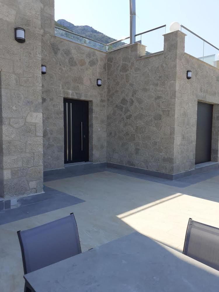 Ionian Stone Luxury Villa ニキアナ エクステリア 写真